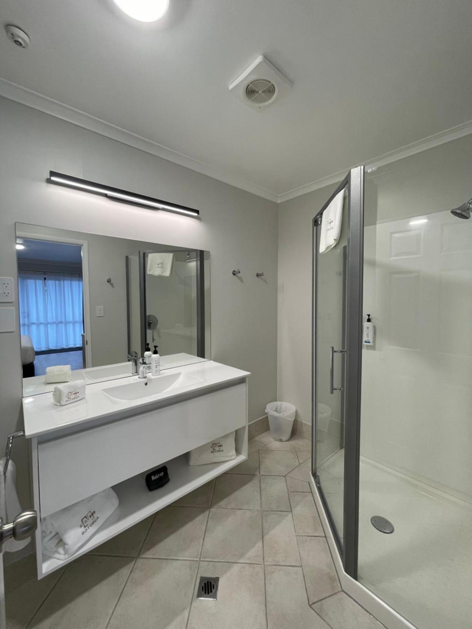 Stay 280 & Stay 284 Rotorua - Refurbished Modern Accommodation Bilik gambar